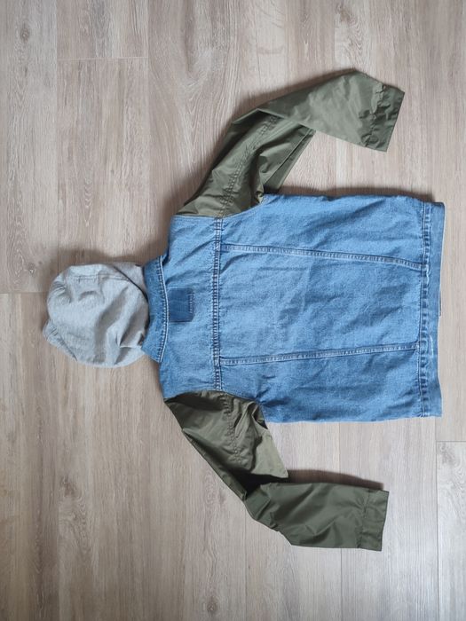 Nowa Kurtka jeansowa wiatrówka wiosenna Levi's