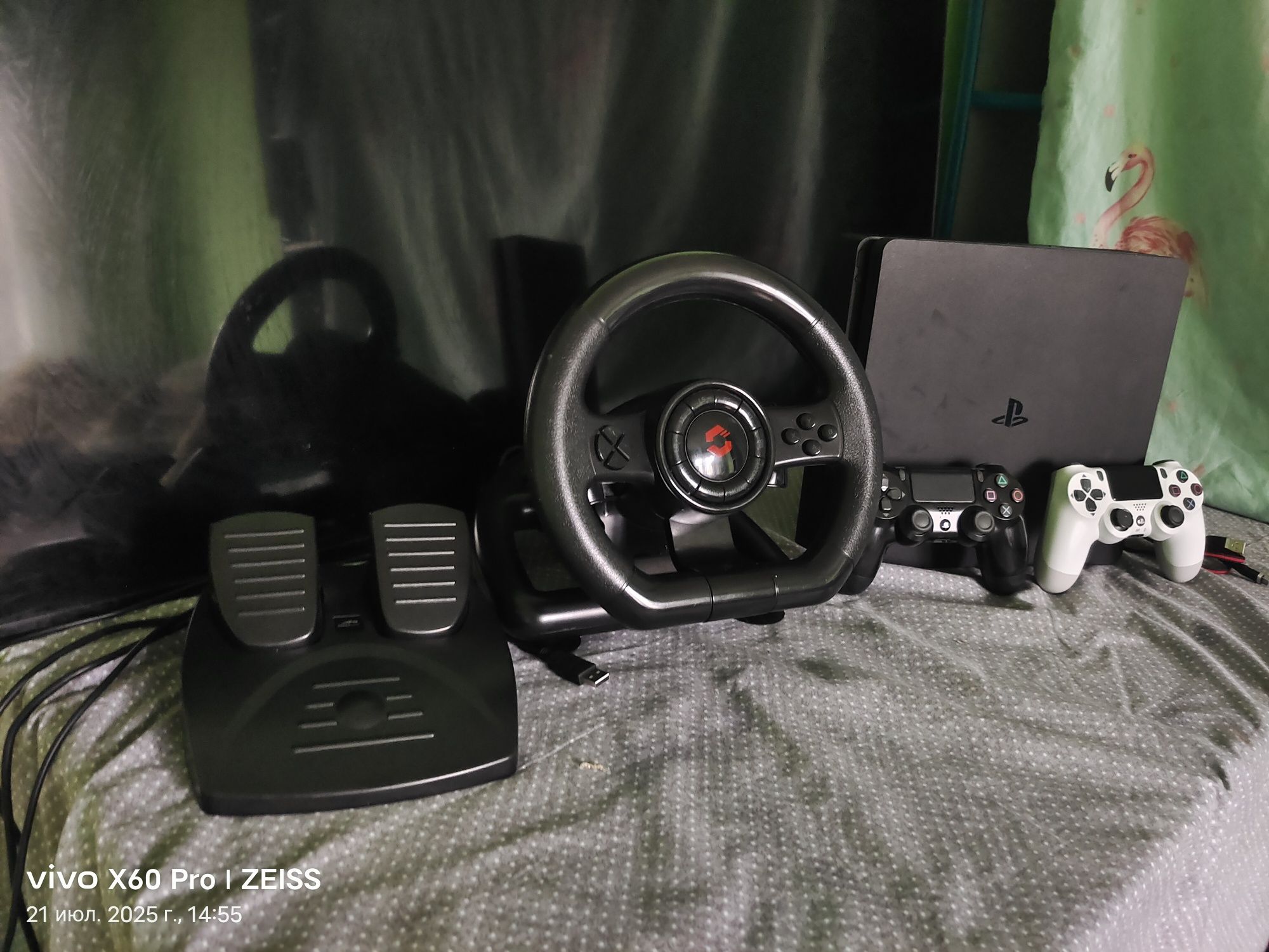 Продам Sonic PlayStation 4 Slim есть  торг