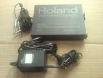 Roland AF70 (подавитель фидбека)