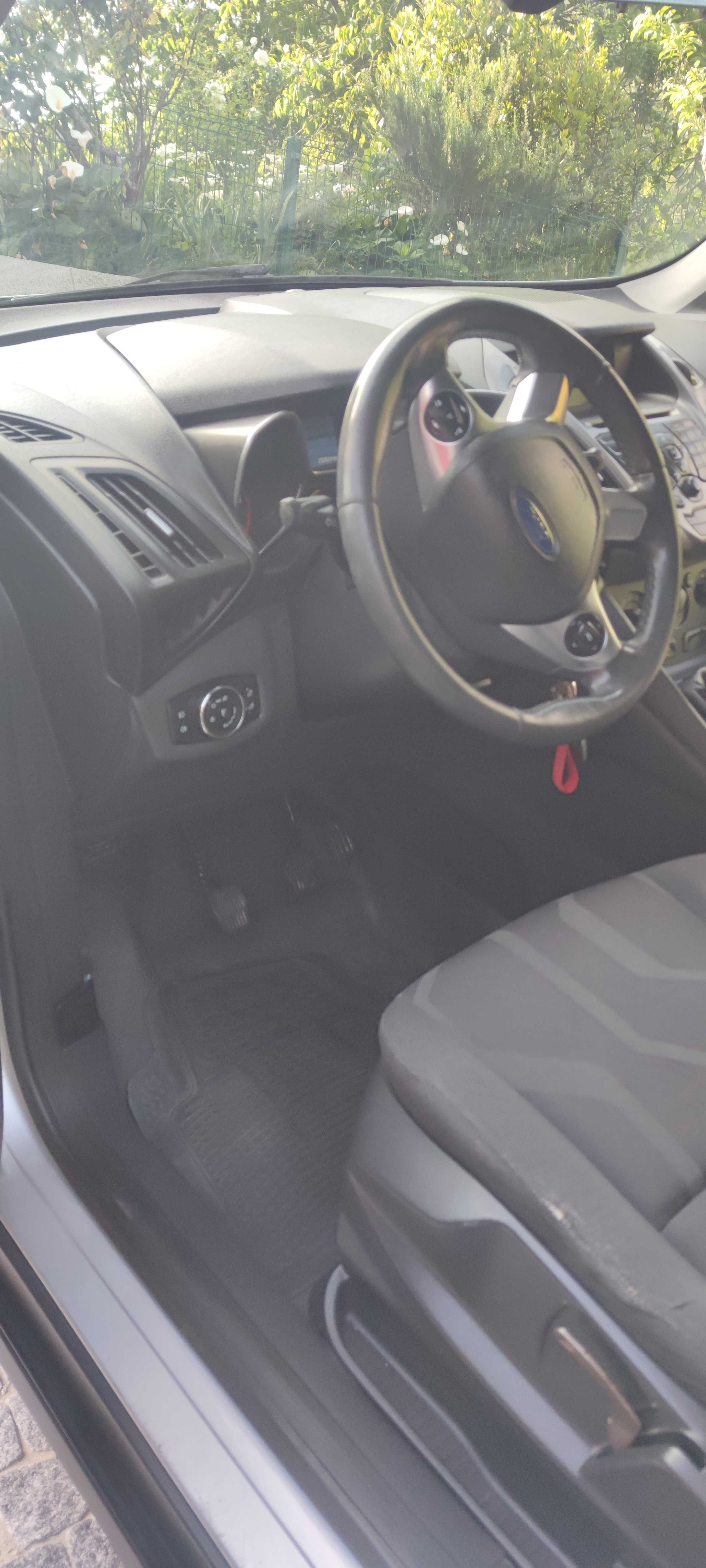carrinha ford transit conect 3 lugares