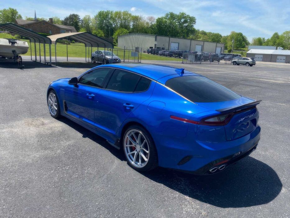 Kia Stinger GT2      2020