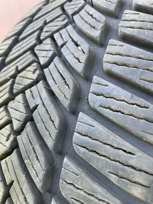 Jak nowe Fulda Kristall Kontrol HP2 225/45/18 DOT 1922