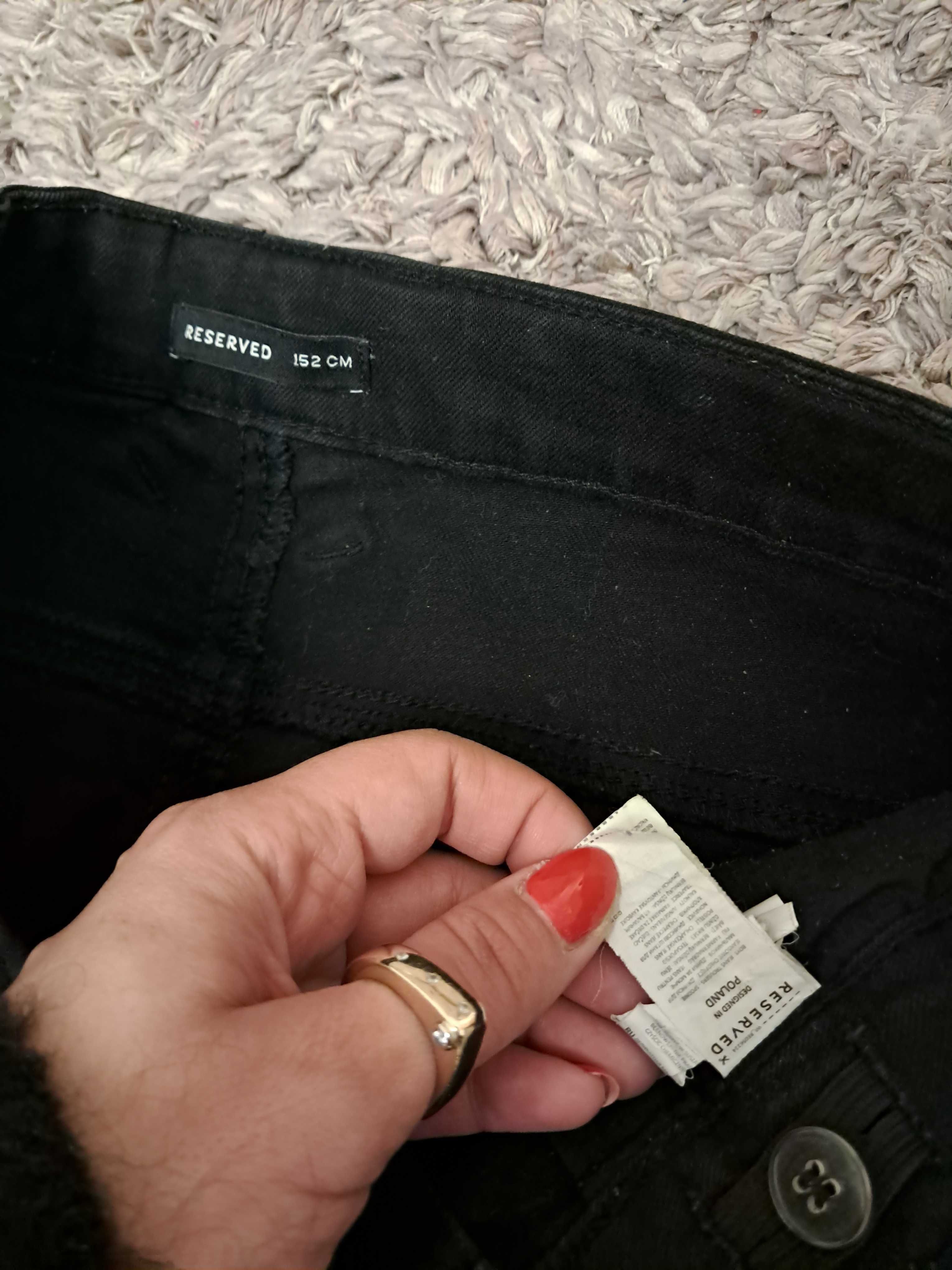 Czarne jeansy rurki rozm. XS