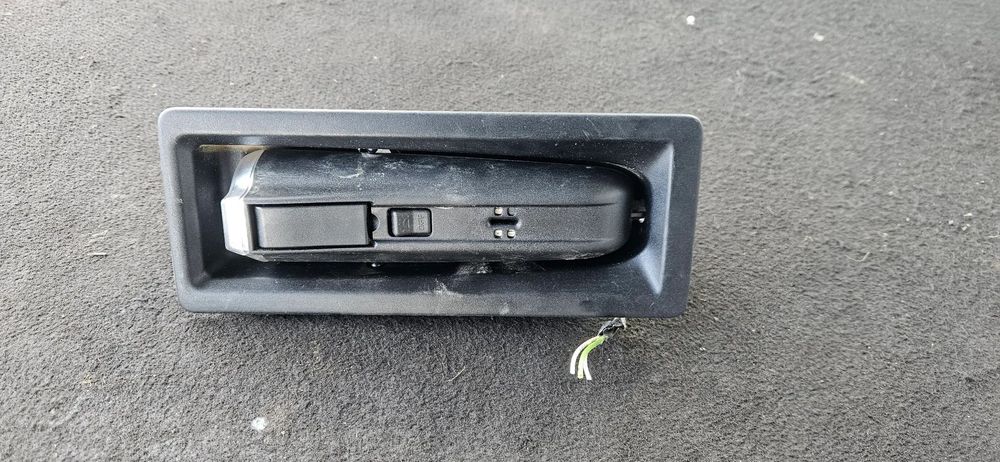 Latarka ładowarka Citroen C4 II B7 Peugeot 308 3008