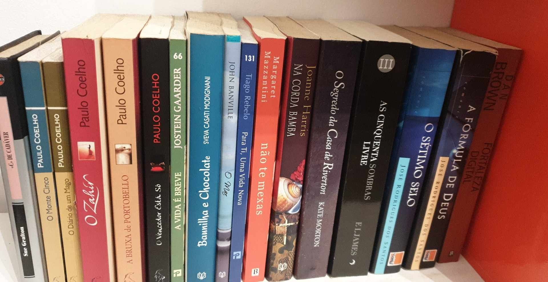 Livros de vários autores