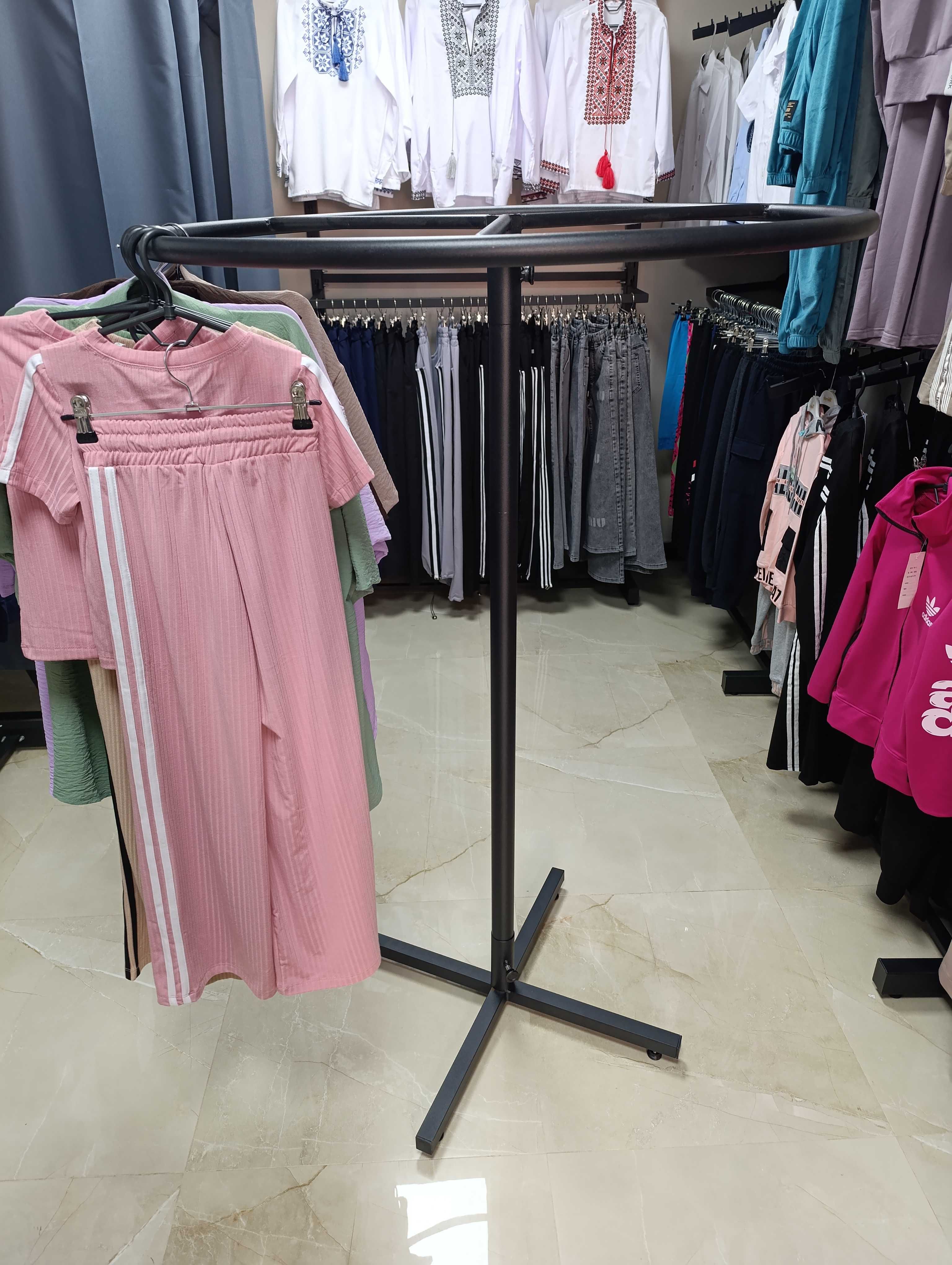 Продам стійку для одягу в магазин