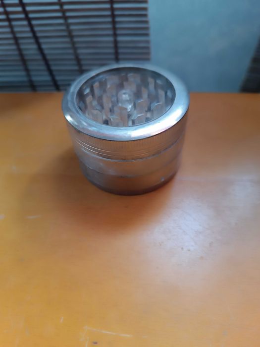 Chivador ou moedor de ervas