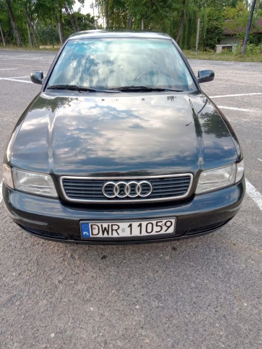 Samochód Audi A4, 1,9