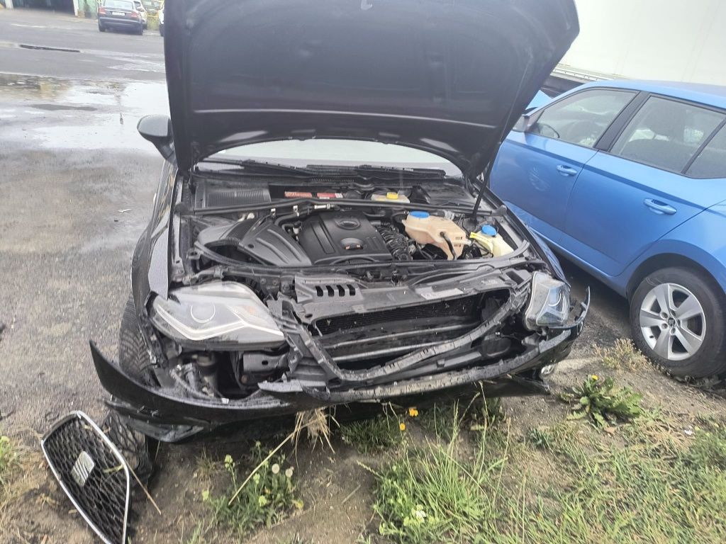 Seat exeo 1.8 uszkodzony przód auta