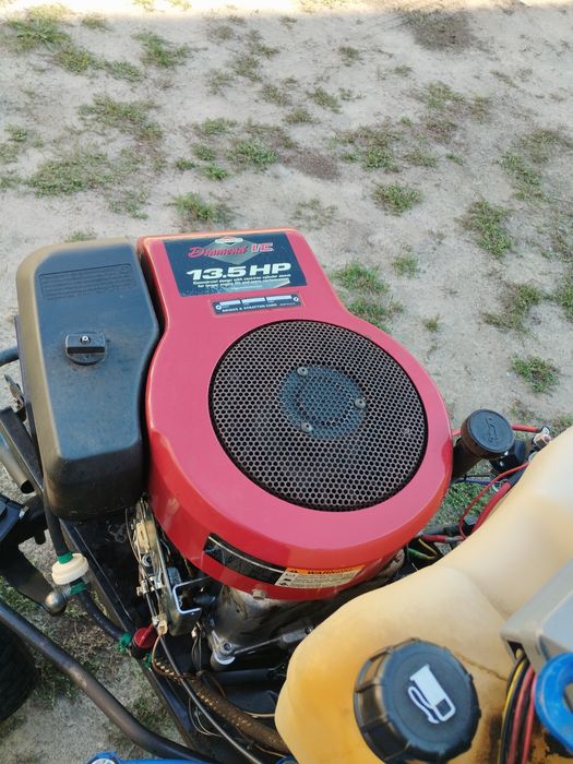 Silnik do traktorka kosiarki Briggs 13,5 HP kompletny