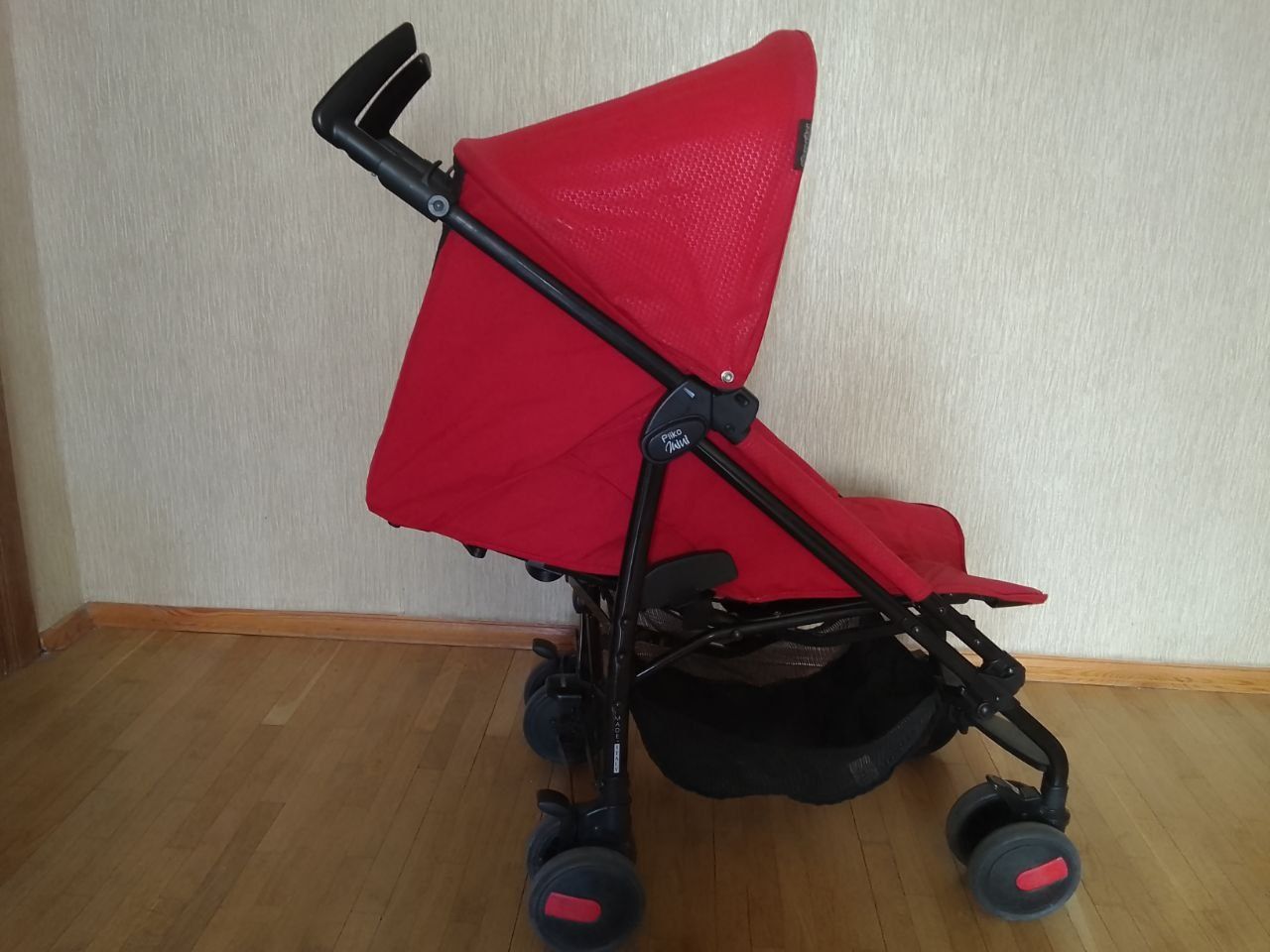 Складна дитяча коляска PegPerego Pliko mini