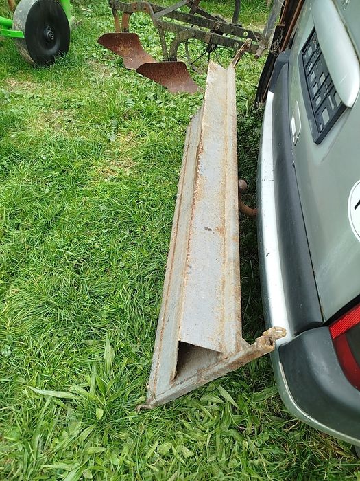 Tylnia burta rozrzutnika