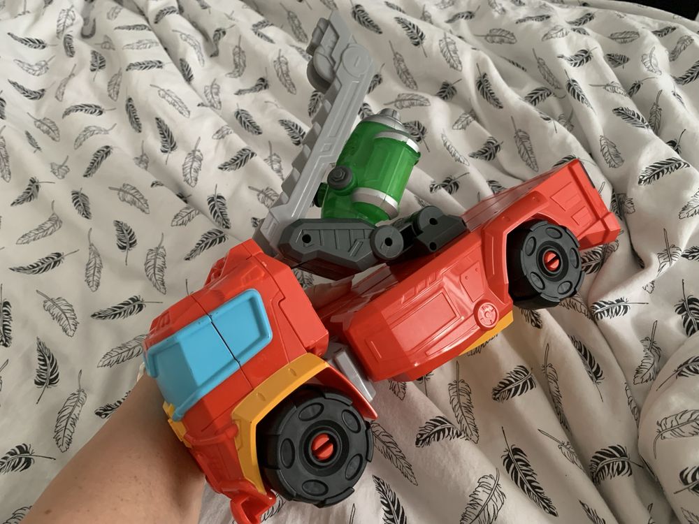 Transformers reacue bots