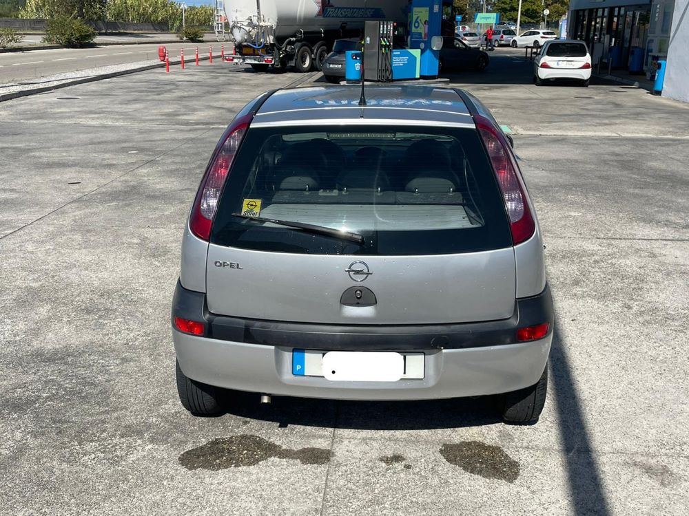 Opel corsa 1.0 bom estado