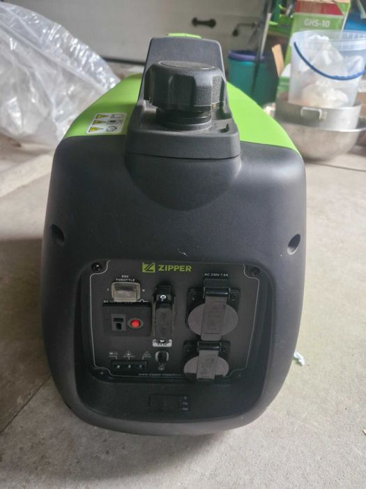 Інверторний бензиновий генератор Zipper ZI-STE2000IV