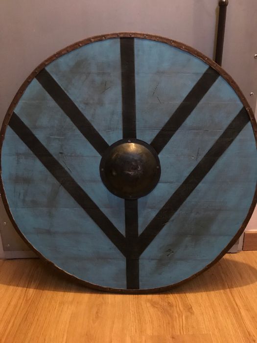 Vendo escudo Viking da série original Vikings.