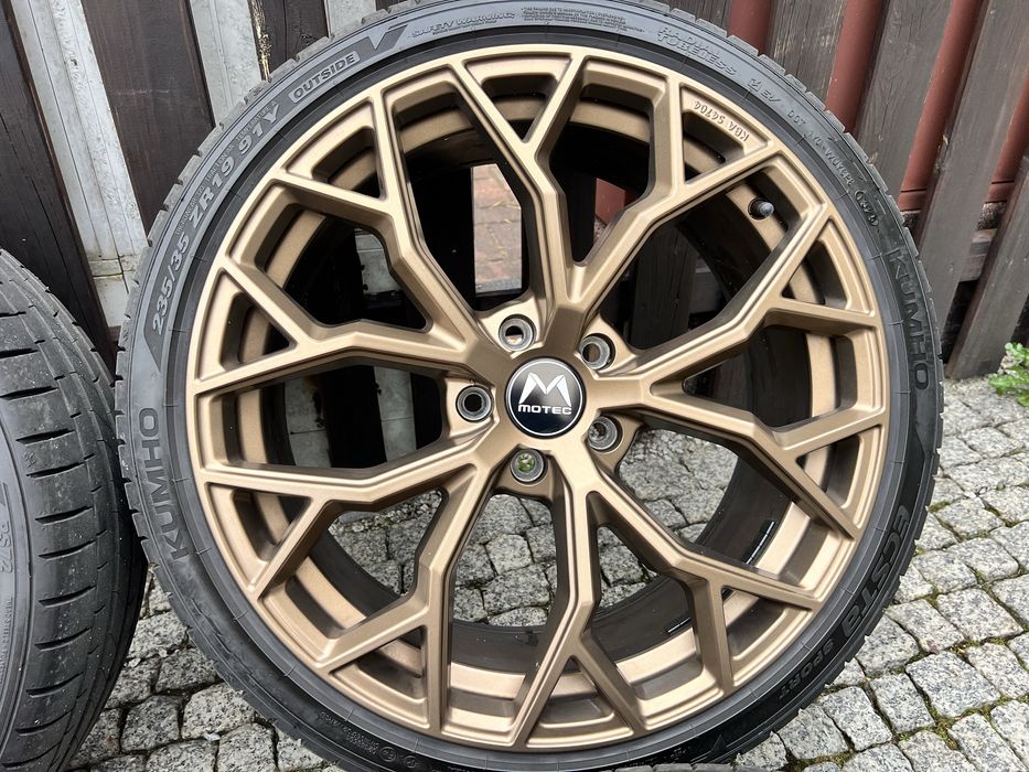 KOŁA 19” 235/35 MOTEC MCT17 5x112 + opony letnie Kumho PS72 2025 rok