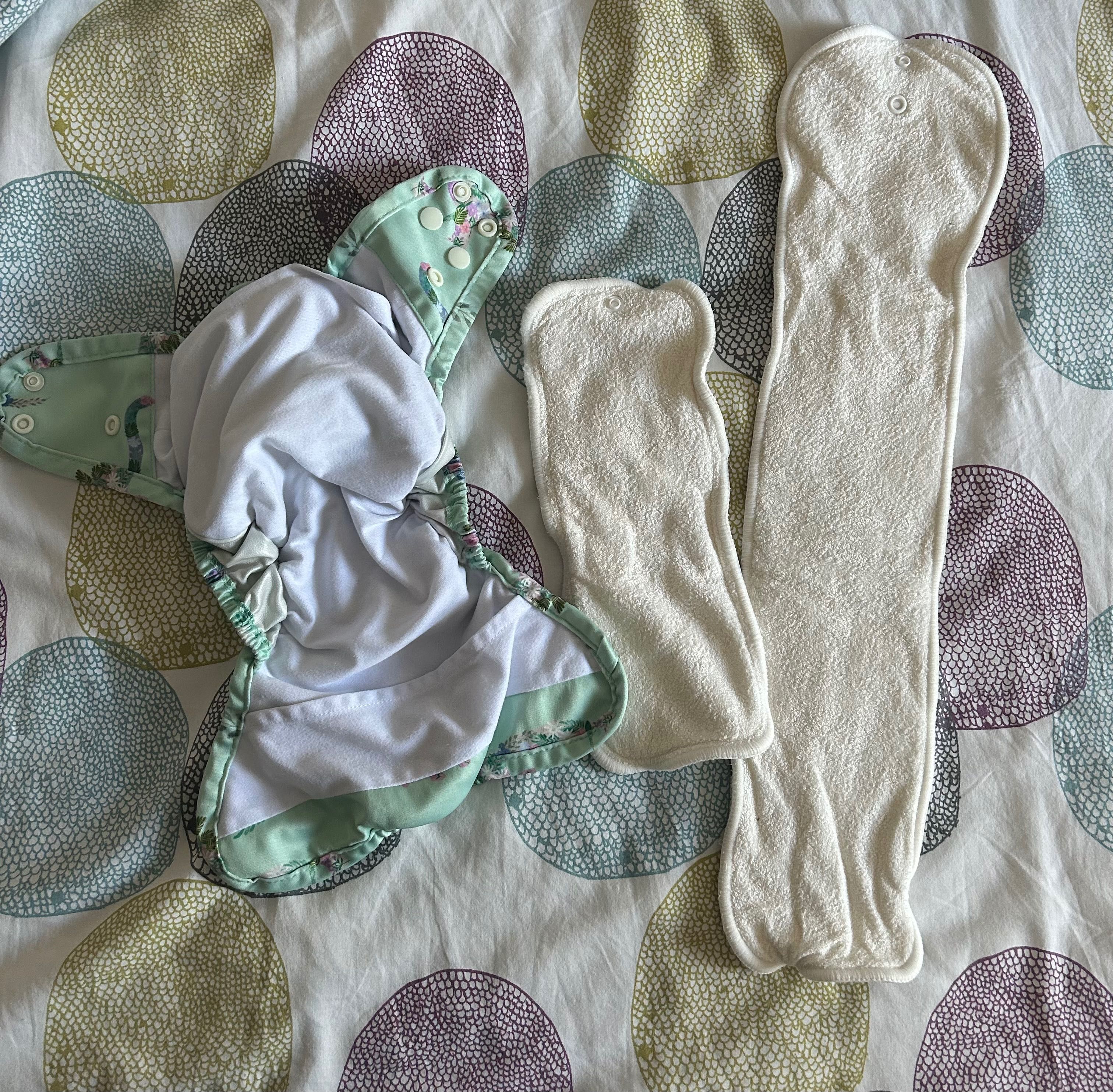 Vendo conjunto de Fraldas Reutilizáveis, como novas, ver descrição