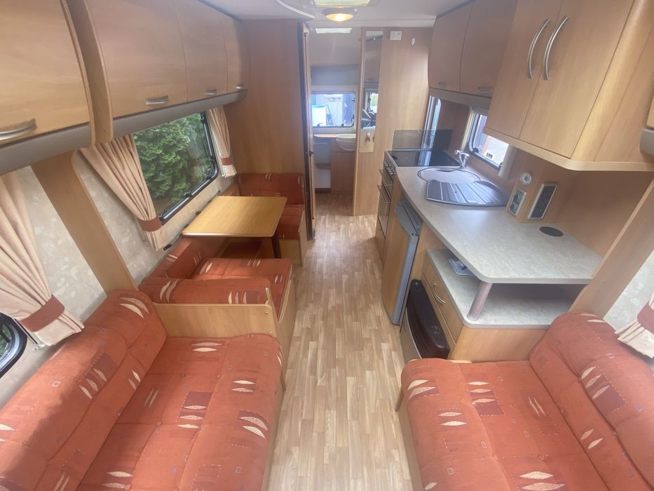 Swift charisma 2007 4 osob dmc 1330