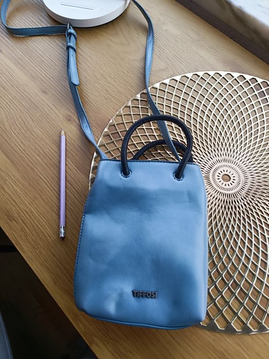 Uma mala tiffosi nova