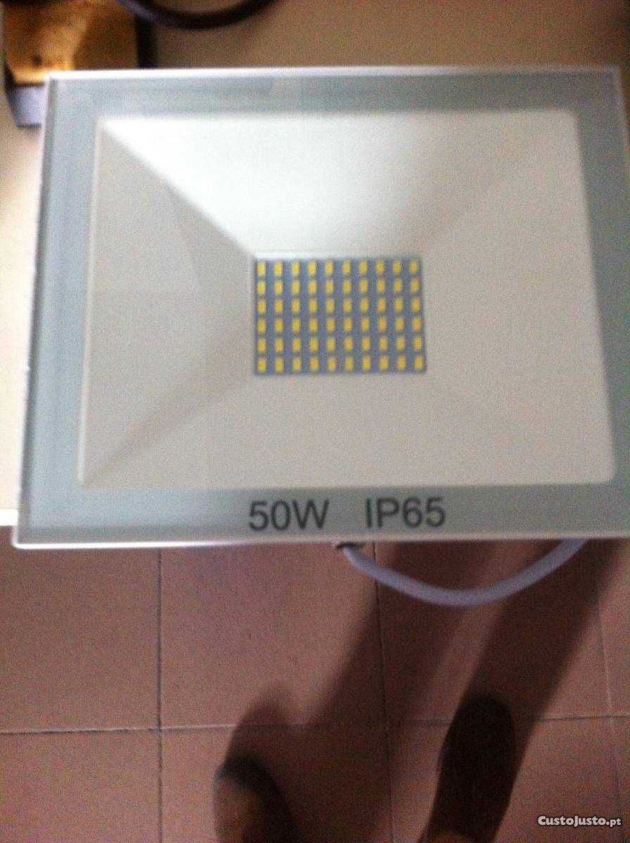 Projectores de leds 50w 3200 lumens novos