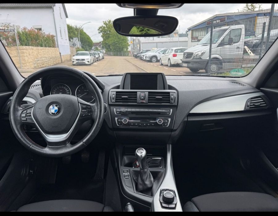 BMW série 1 118d sport line