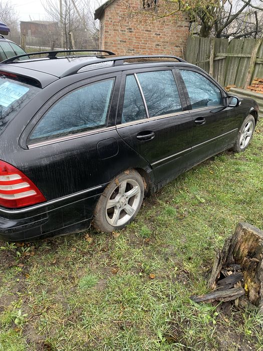 Продам мерс С клас 2004р