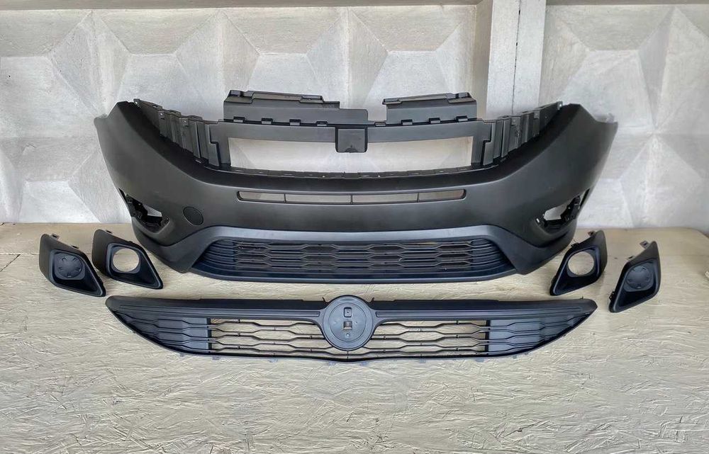 Бампер решітка Фіат Добло 263 Решетка Fiat Doblo 15-