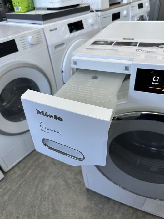 Топова сушильна машина Miele TWV 680 WP Passion сушіння парою