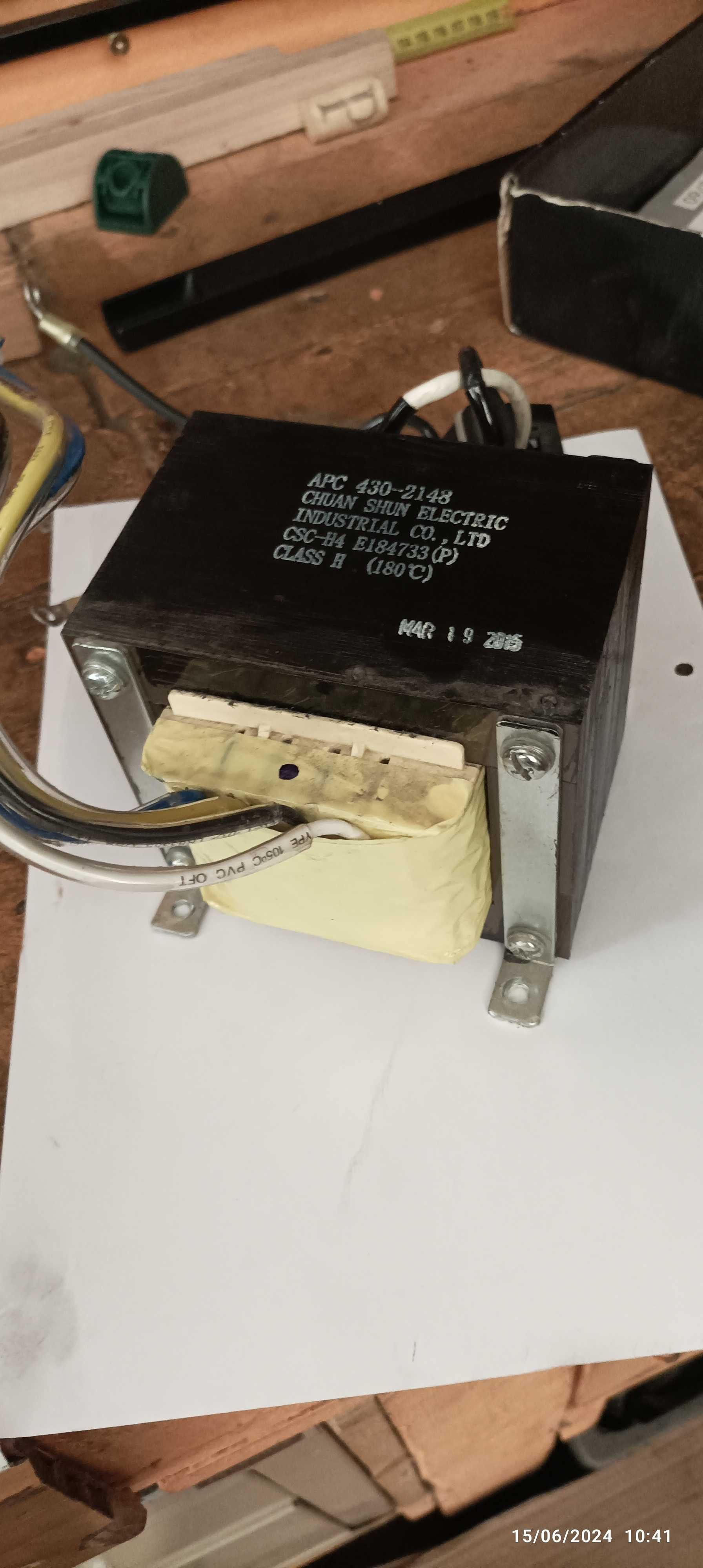 Transformador de Ups  "APC"