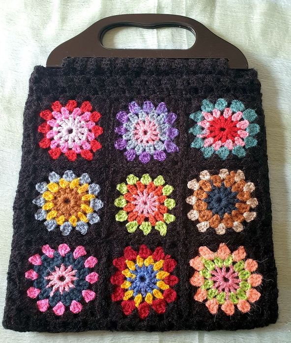 Mala de croché - artesanal - NOVA