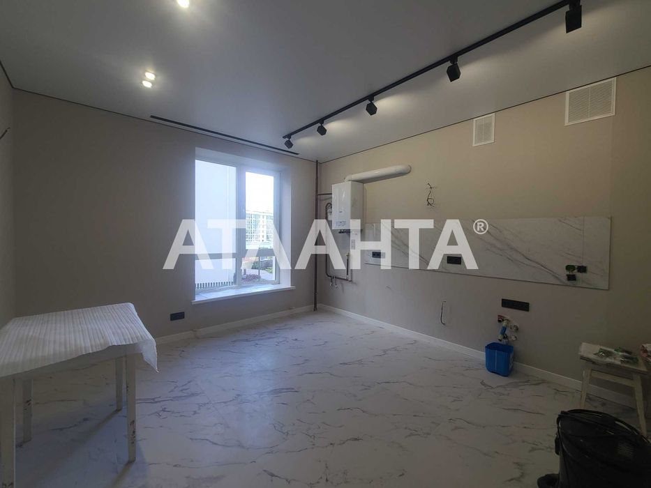 Однокімнатна з ремонтом ЖК Емоція, Хотів