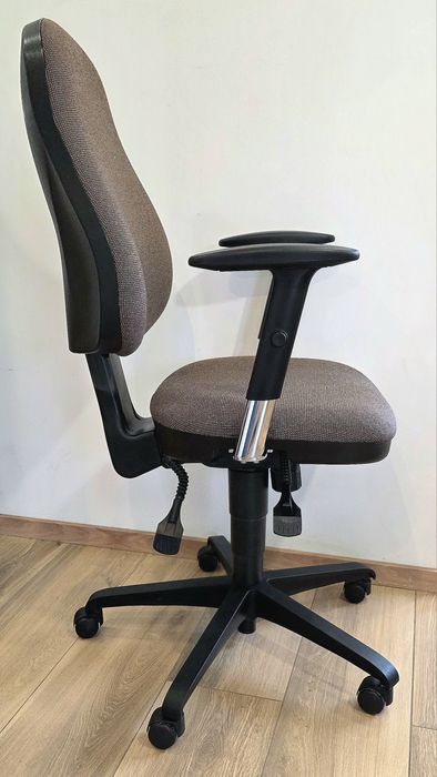 Krzesło biurowe fotel obrotowy Nowy Styl OFFIX z regulacją