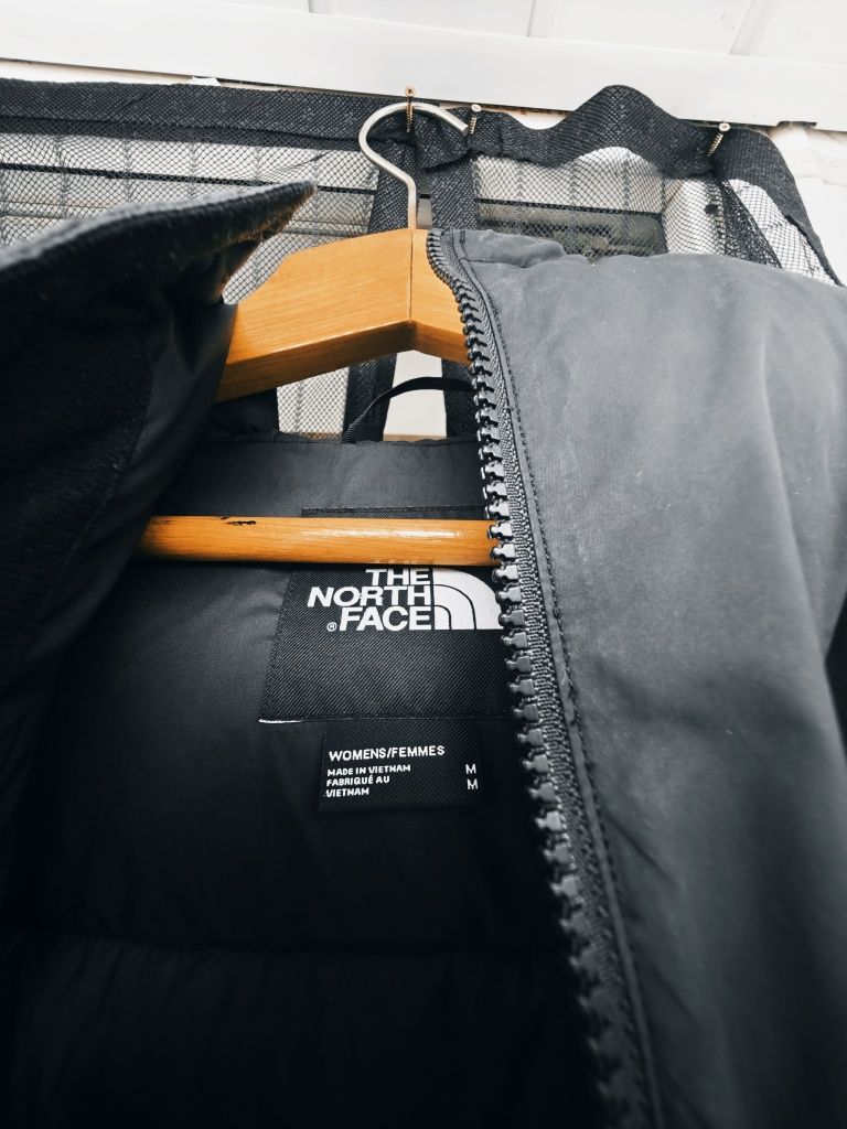 Жіноча куртка The North Face 550 пуховик, оригінал, розмір M