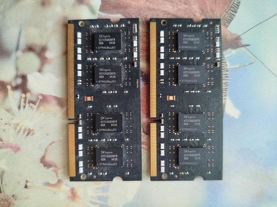 SK hynix (SO-DIMM, DDR3,(2по4) 8Gb, 1866MHz),комплект