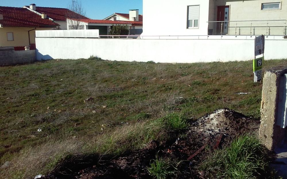 terreno para construção permuta se por auto caravana em Bragança