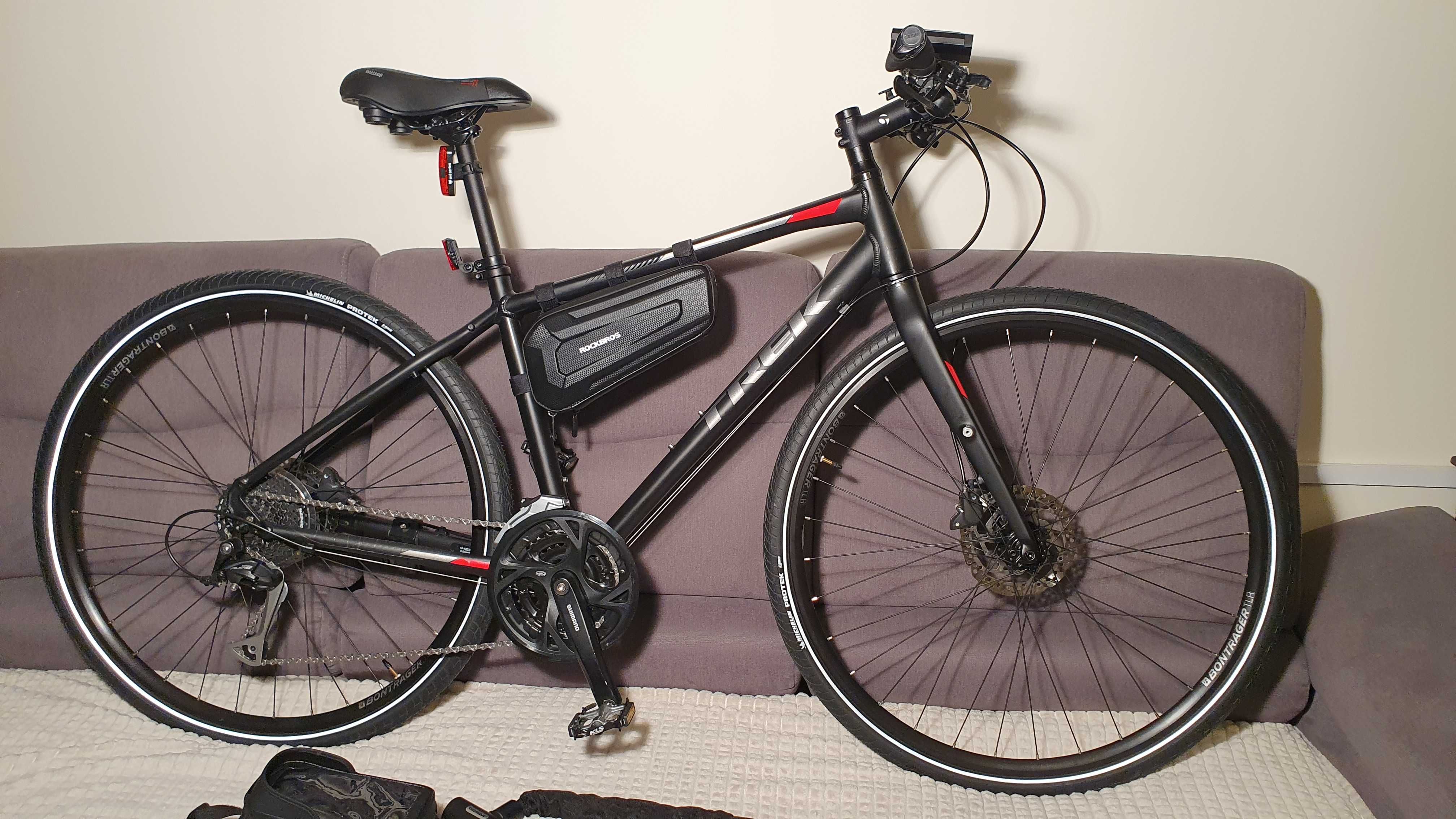 Trek FX 3 Disc stan 5/5 rower za 4500 zł + doinwestowany 1245 zł, FX3