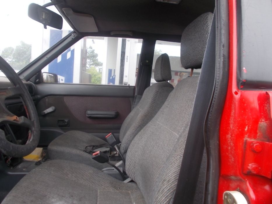 Polonez Caro Plus,1,6 GLI,wspoma,czerwony,na części