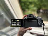 Canon EOS R10 + RF‑S 18‑45 mm + adapter EF–EOS R