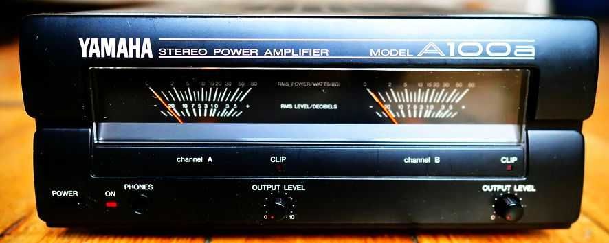 Końcówka mocy  Yamaha A.100a Pro 2 x 70 Wat made in Japan sprawna