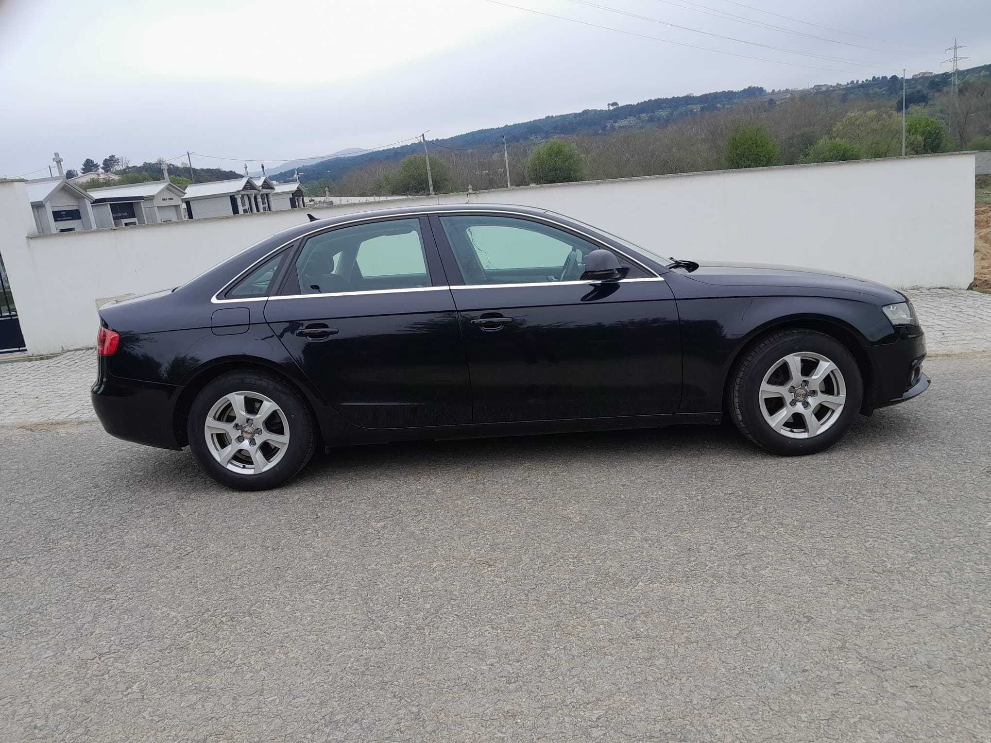 Audi A4 B8 2008. Em perfeito estado
