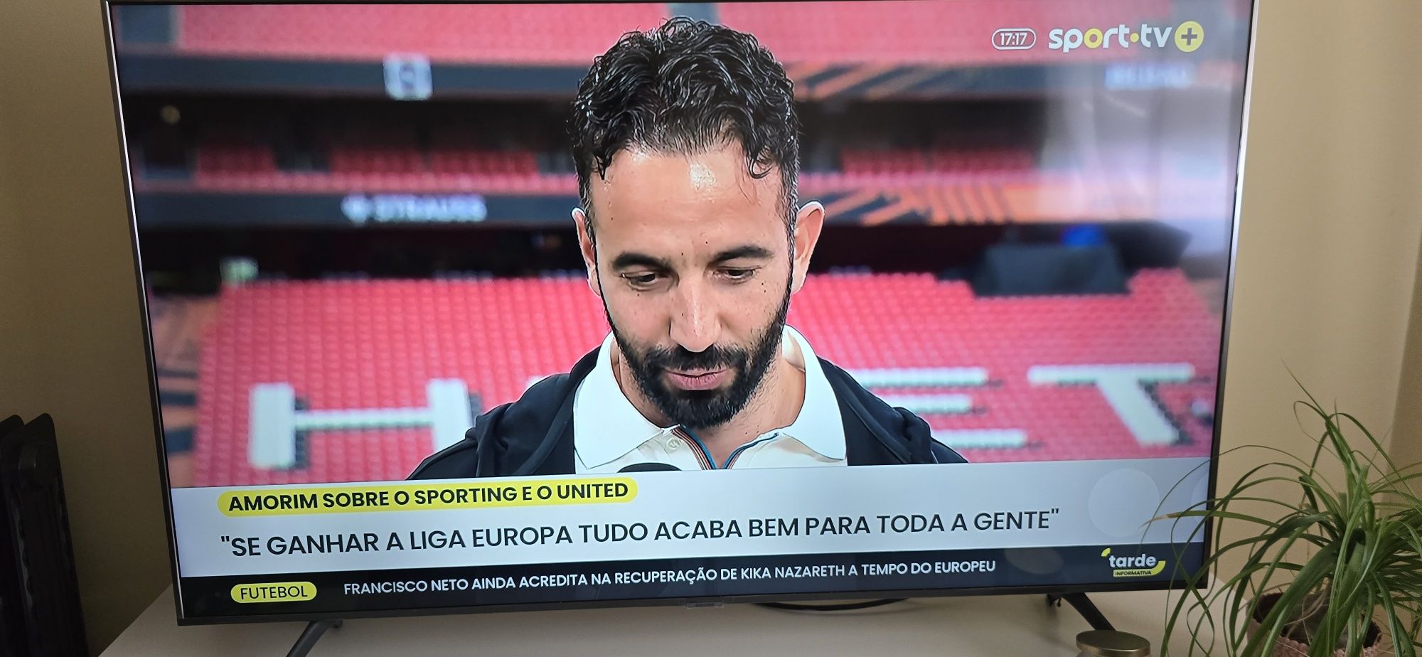 Televisão TV Samsung UE55TU7105 55" LED UltraHD 4K
