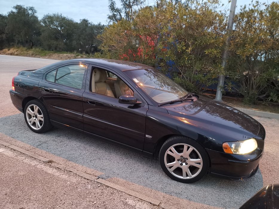 Volvo S60 2.4 D5 de 185CV 2006 com GARANTIA /Aceita-se troca por Mota