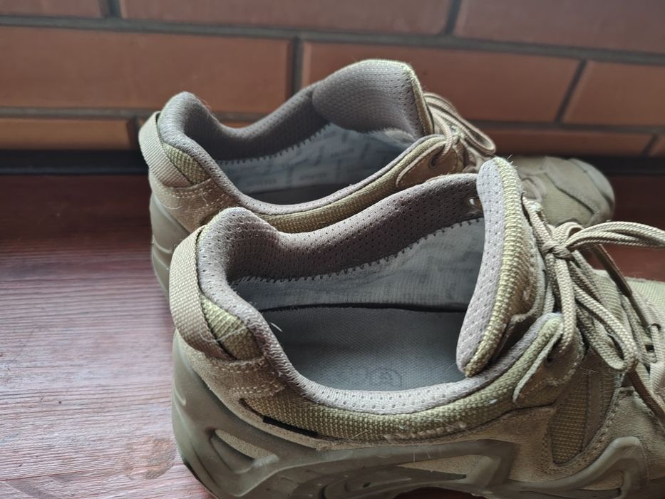 Lowa тактичні кросівки,ботінки