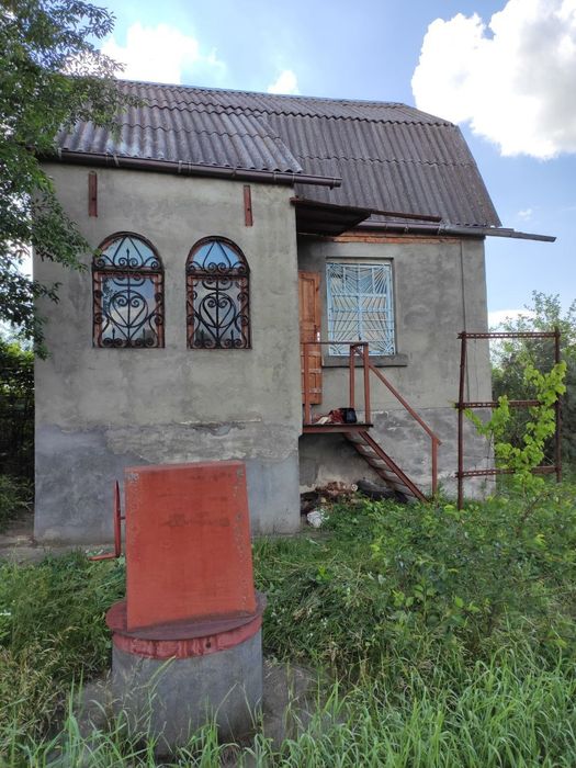Продається дача! Будинок та 9 соток землі!