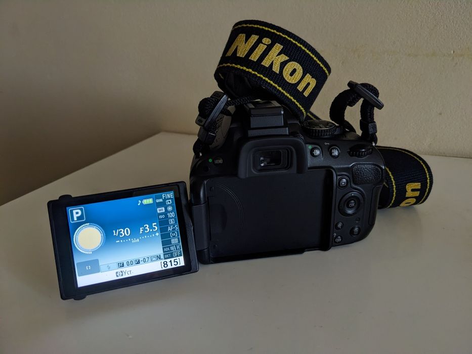 Nikon D5100  AF-S 18-105 G ED VR з картою пам'яті