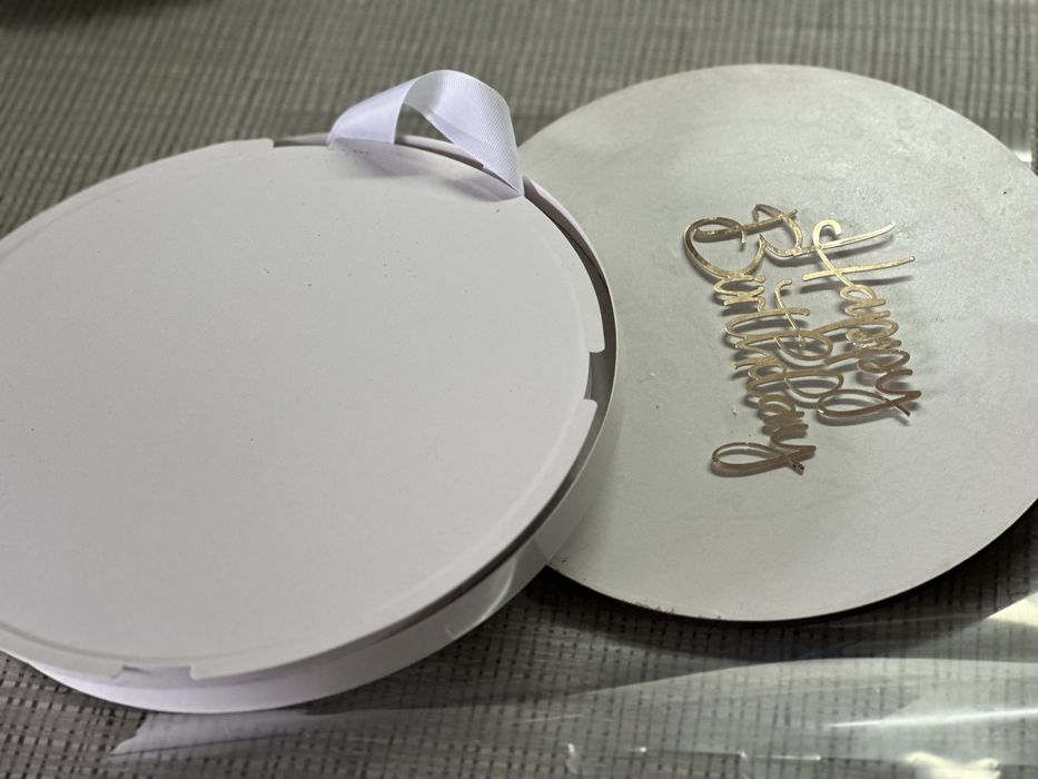 Коробка для торта з топером