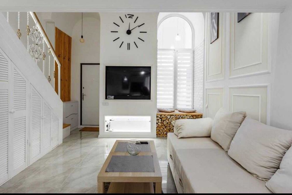 Квартира Аренда посуточно  в Центре Дерибасовская 2-х уровневая