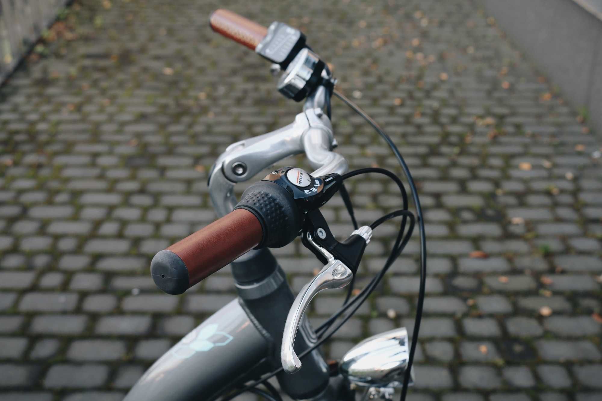 Le Grand Elille 1.0, EBIKE, szary, shimano nexus, pojem. 8 AH, -41%