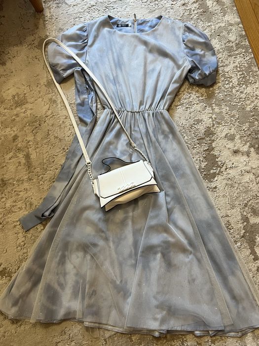 Сукня з блискітками